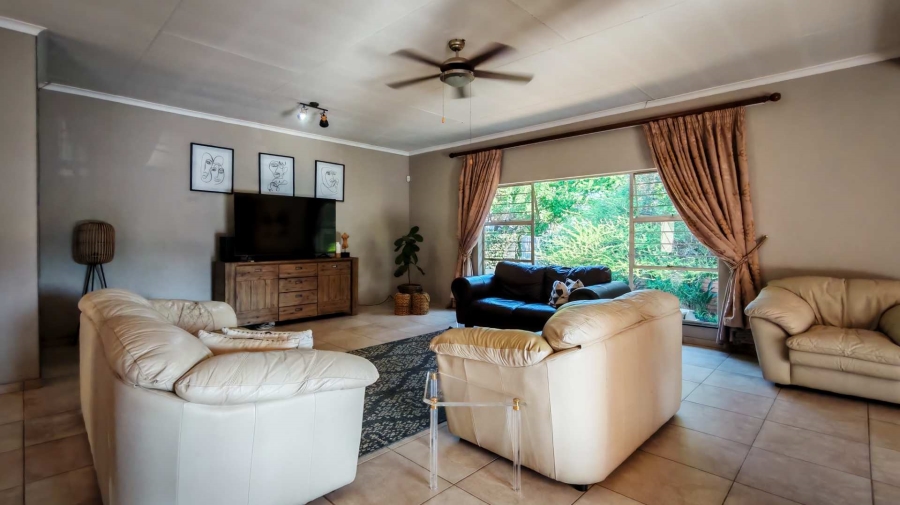 4 Bedroom Property for Sale in Melodie North West